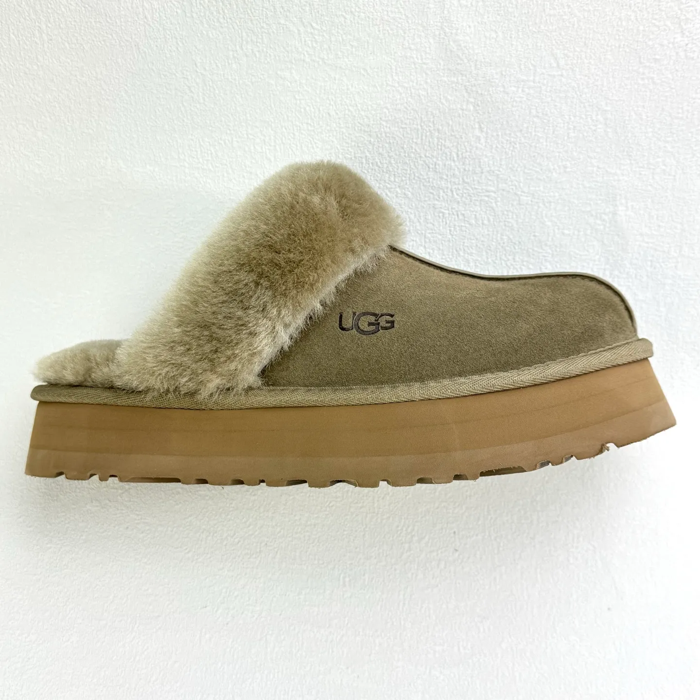 Self-pickup 💰400 2550 Thick-soled wool slippers (star slippers plus version) Comfortable toe-toe style, can be worn at home, wool slippers can be worn outside, cow split upper, Longfeng moccasin wool lining, original three-layer combination outsole, light and comfortable on the foot, only the top version, oil edge craftsmanship is exquisite! Color: maroon gray sand antelope brown black code number: 35-41